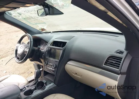 2018 Ford Explorer Xlt z USA, uszkodzony, nr VIN 1FM5K8D83JGB94722